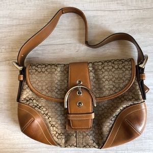 Coach Signature Purse